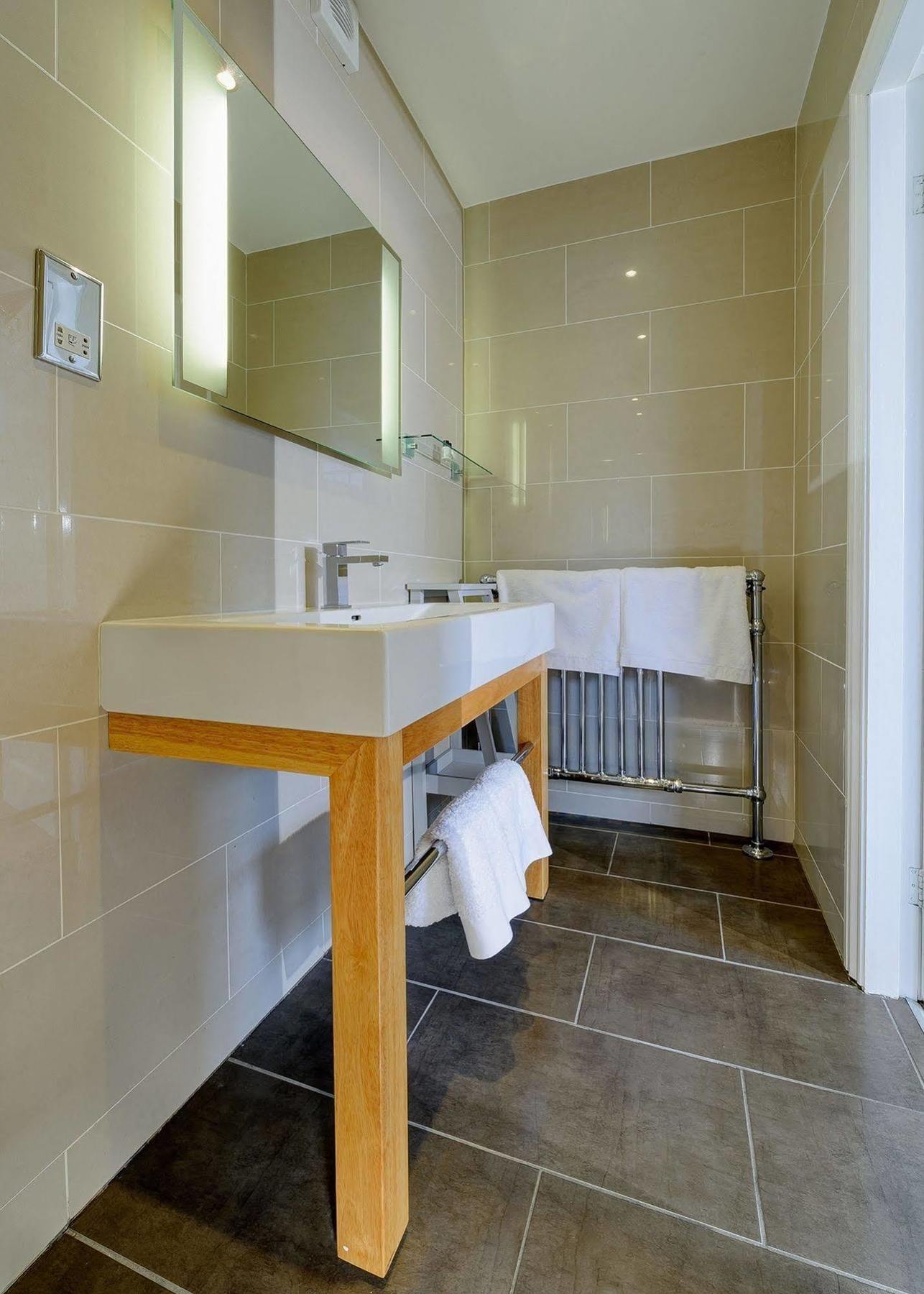 Springfield House - Birmingham Airport & Nec Bed and Breakfast Coleshill Exteriör bild
